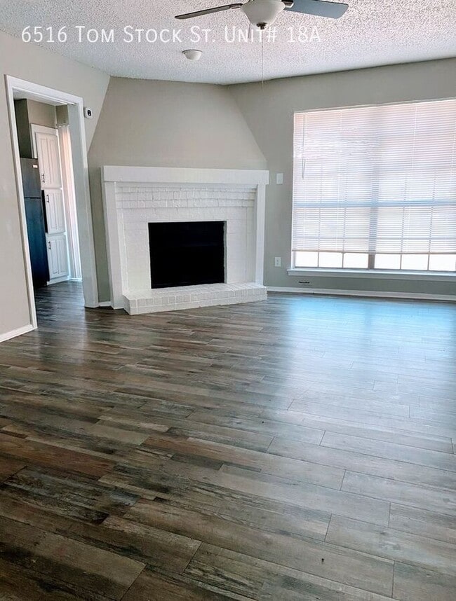 Building Photo - 6516 Tom Stock St Unit # 18A Rental