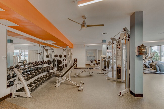 Apartamentos Eastbank at Waterside — foto de la comunidad