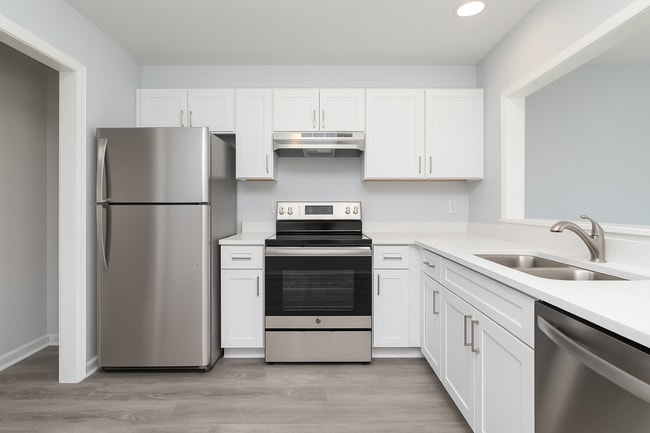Building Photo - The Grove Apartments