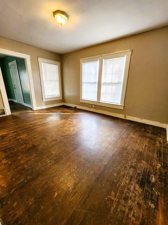 1205 W 5th St Rental For Rent in Sedalia, MO