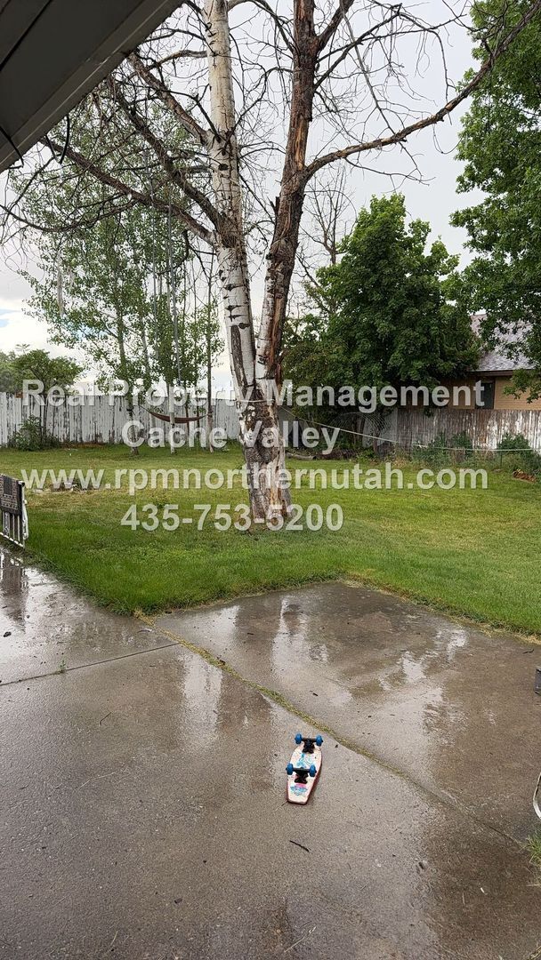 Photo - Beautiful 5 Bedroom Home in Lewiston available NOW!
