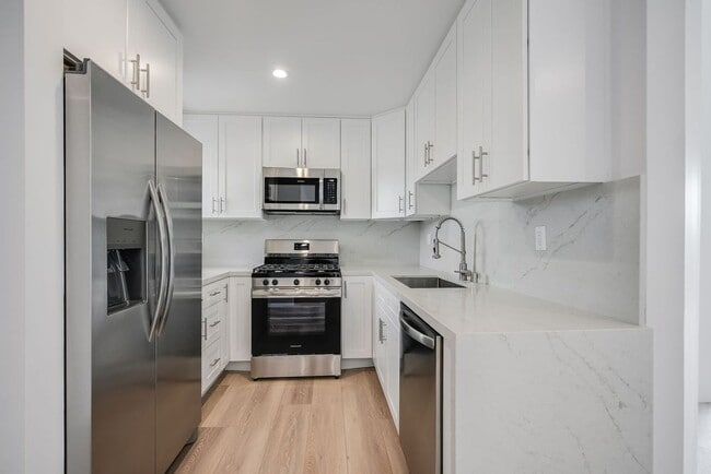 Photo - 11675 Darlington Place