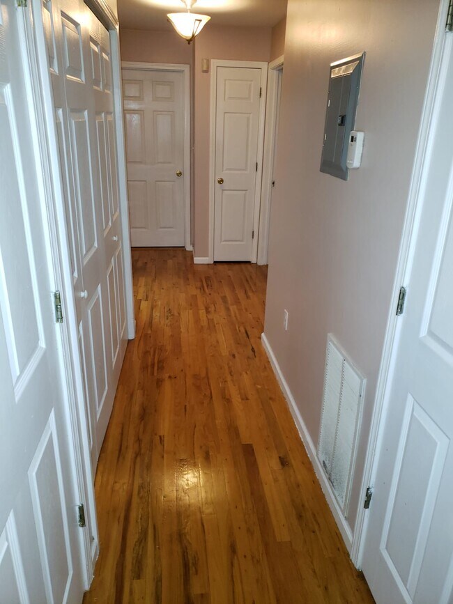 Photo - 212 Ridgewood Ave Unidad First floor