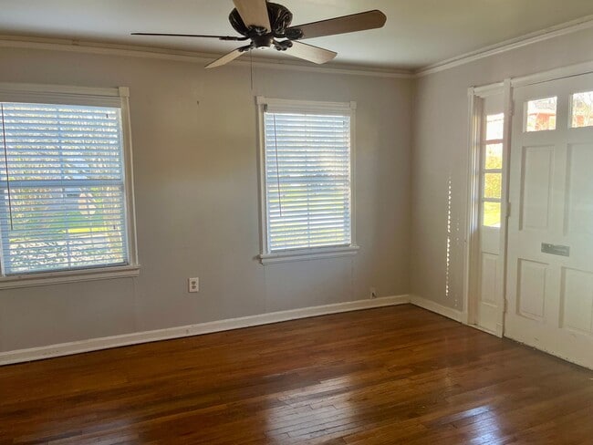 Photo - Great location in Garden District seconds from Downtown and LSU!