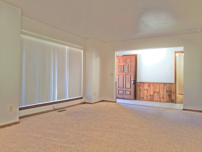 Photo - 301 S Ranchwood Manor Dr