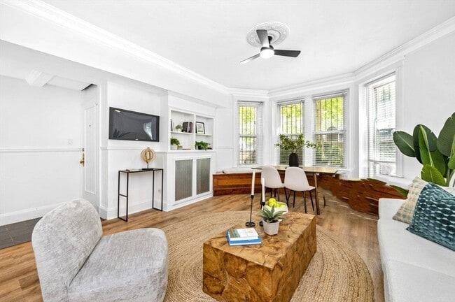 Photo - 345 Commonwealth Ave Unidad 1A