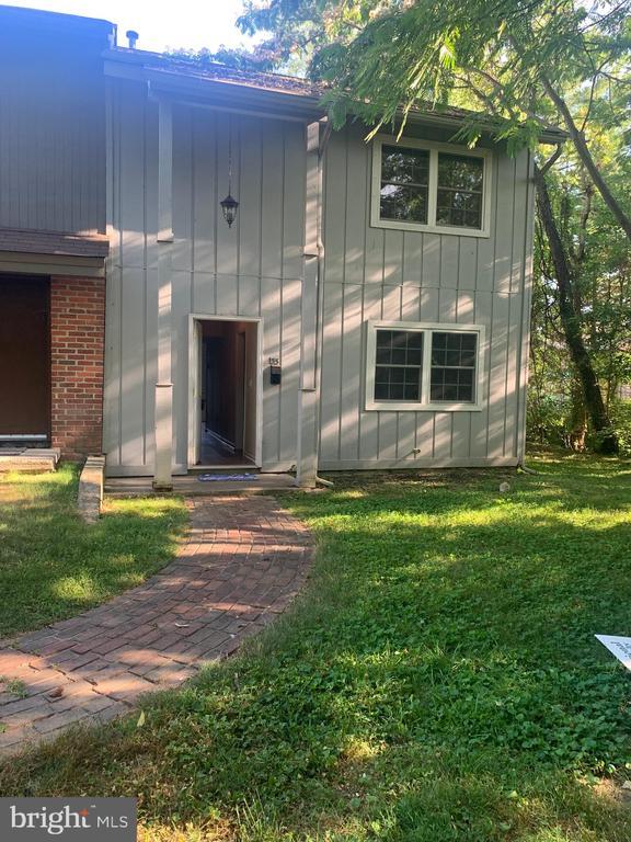 133 Woodlake Dr
