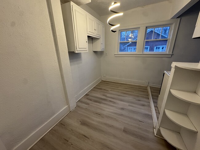 Photo - 701 E Walnut St Unidad A