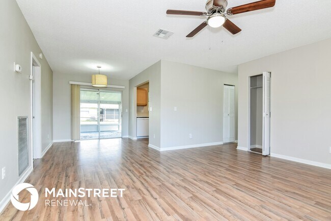 Photo - 521 Florida Cir S