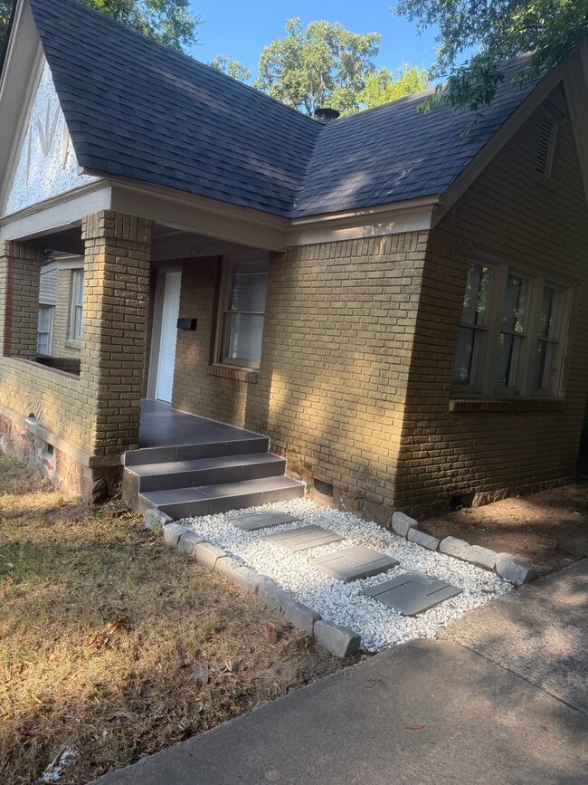 Photo - 1710 S Harrison St