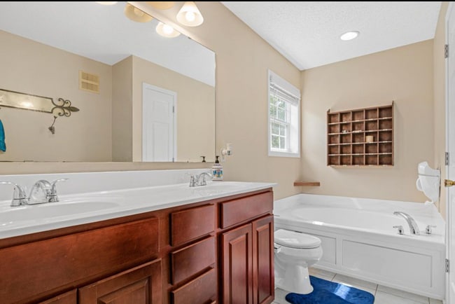 Photo - 15587 Crab Apple Ln