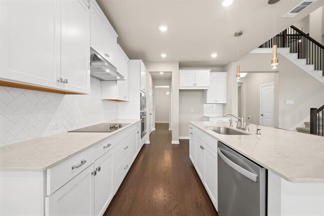 Photo - 17708 Zinfandel Dr