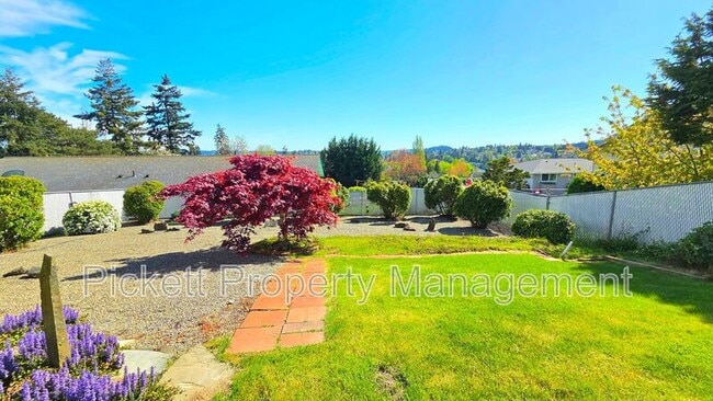 Photo - 307 E 30th St