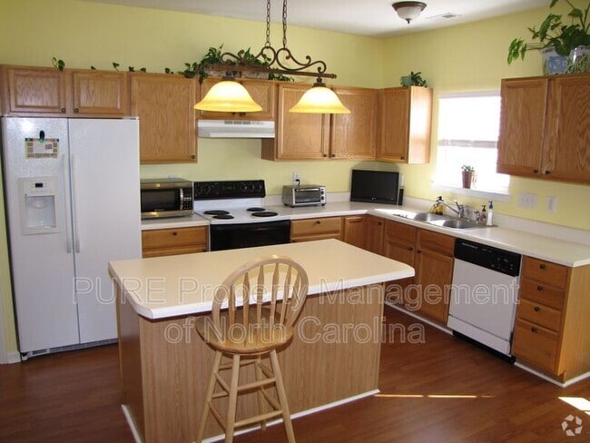 Building Photo - 1232 Rocket Ln Rental