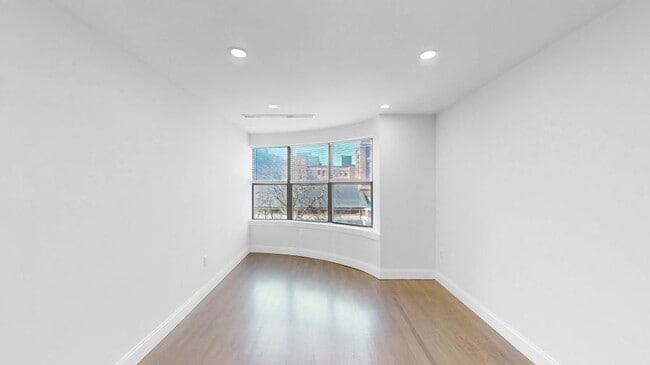 342587 - 100 Jersey Street