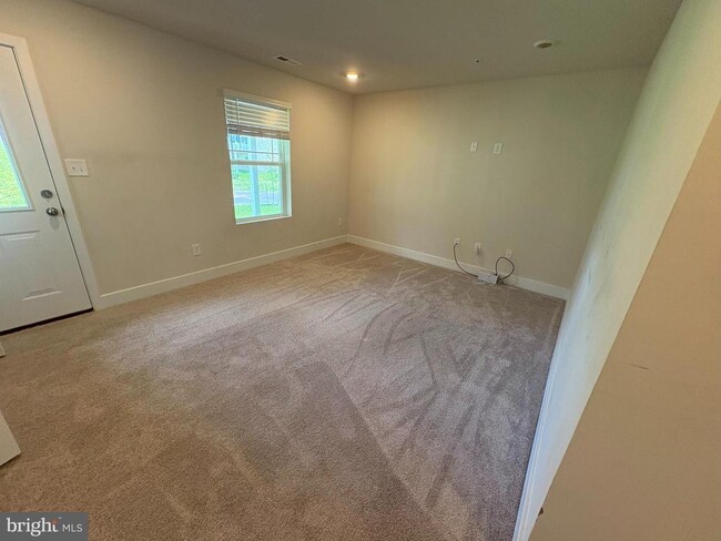 Photo - 1815 Betterton Rd