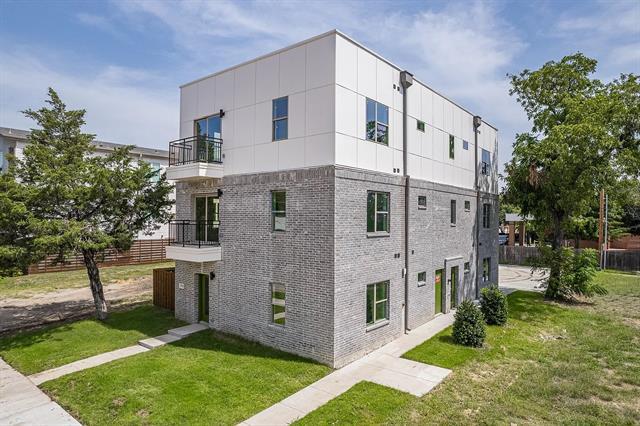 Building Photo - 7370 Rural Ave Unit 303