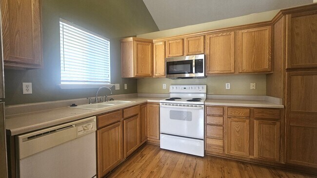 3175 W Davencourt Loop