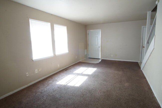 Photo - 1010 E Main St