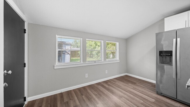 Photo - 5242 Greylog Dr