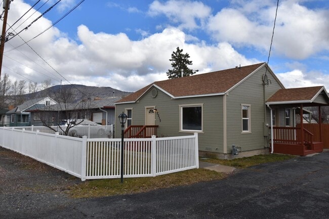 Photo - 2515 Wiard St