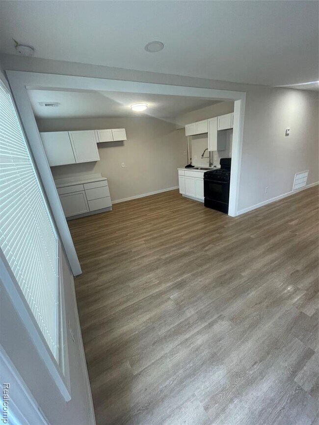 Photo - 11359 Winthrop St