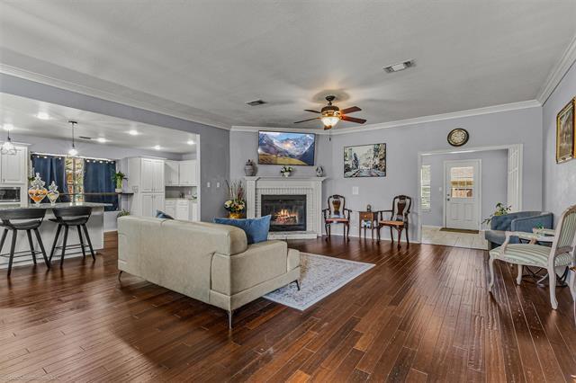 Photo - 1531 Pickwick Ln