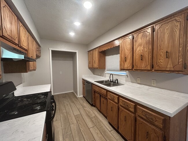 Photo - 19157 Richardson Ln