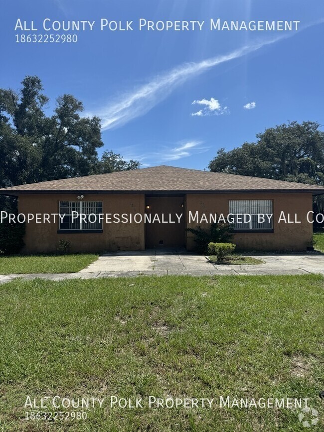 Building Photo - Nice 2 Bedroom Duplex For Rent in Lakeland Rental