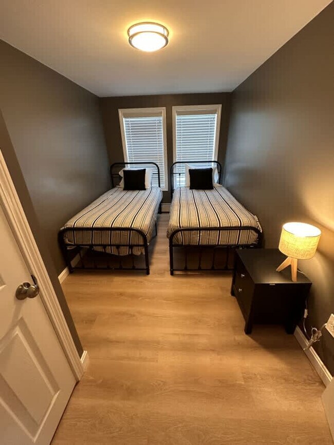 Photo - 301 Portsmouth Ave Unit ID1312414P