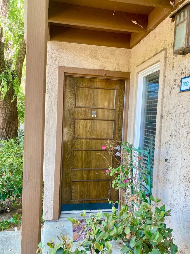 Photo - Quaint 1 bed 1 bath unit in Sequoia Village! Unit 302