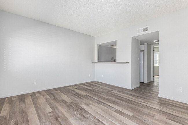 Photo - Venture on 36th St