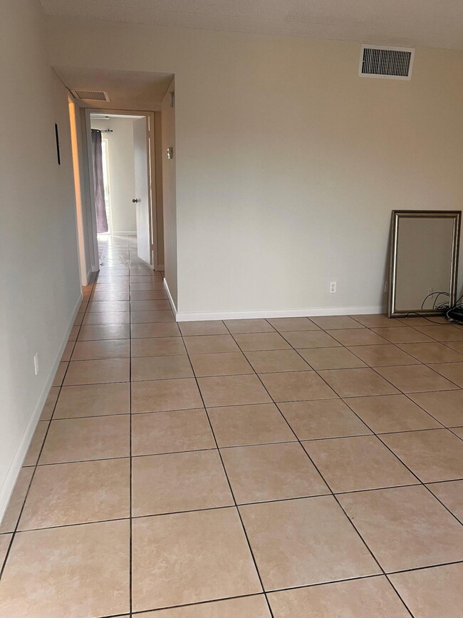 Photo - 500 Village Green Cir W Unit 212