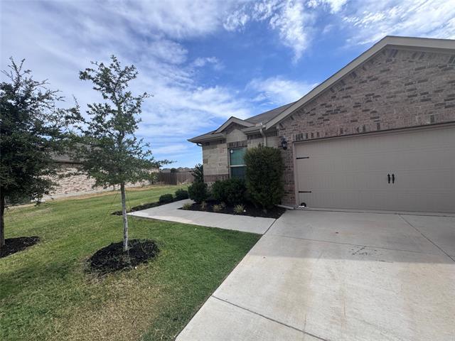 9312 Red Brush Trl