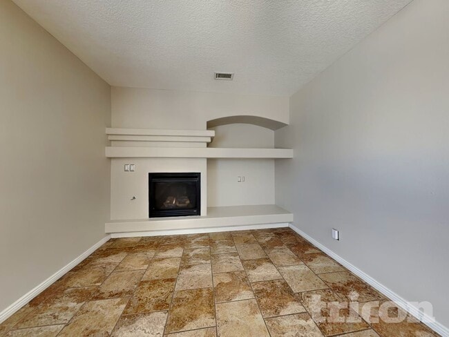 Photo - 8209 Sleeping Bear Dr NW