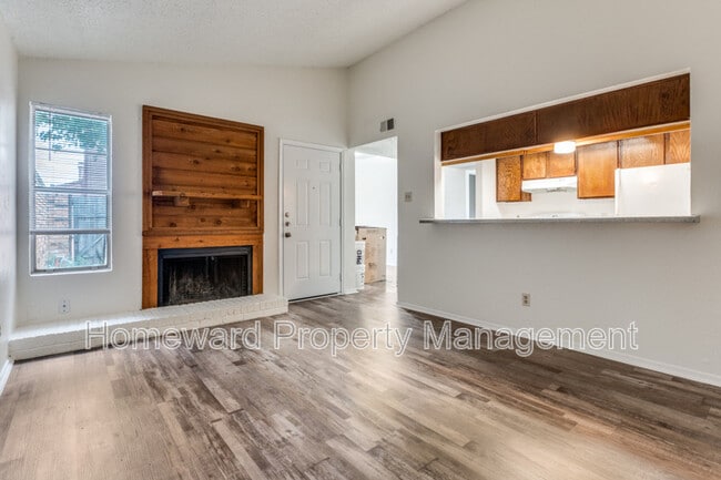 Building Photo - 3930 Portland St