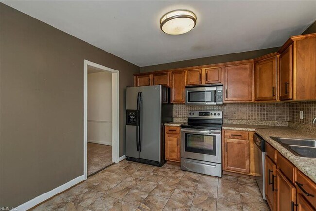 Photo - Courthouse Green