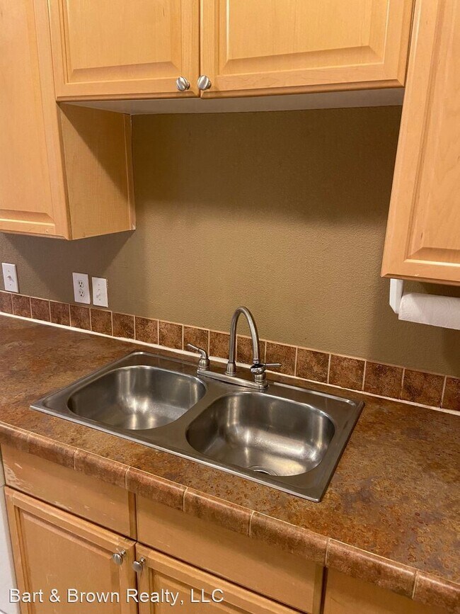 Photo - 3 br, 2 bath House - 541 Van Buren Rd.