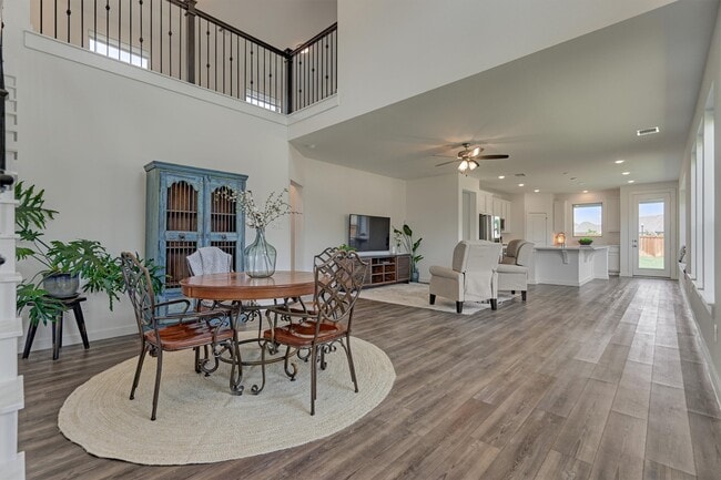 Photo - 27129 Ivorywood Dr