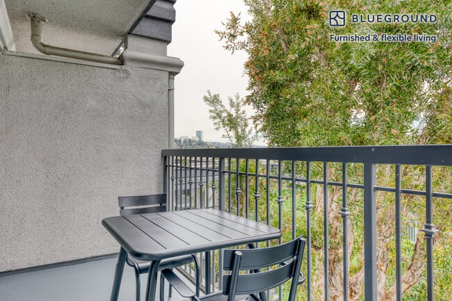 Photo - 3694 Barham Blvd Unit FL3-ID587