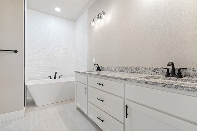 Photo - 7006 SW Orange Ave