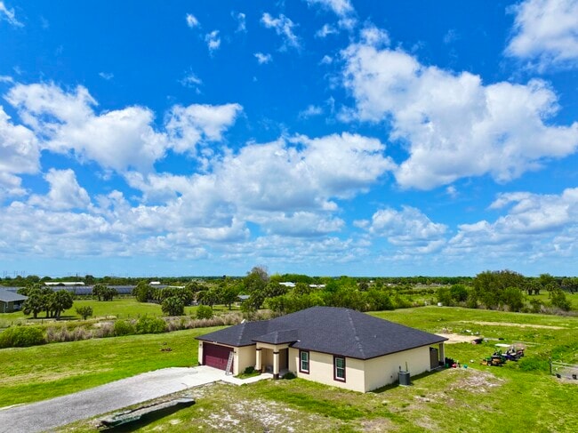 Photo - 20365 Marie Ct