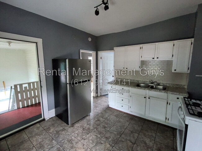 Photo - 2411 Golden Valley Rd