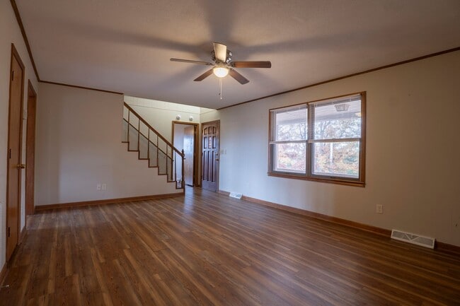 Photo - 4 Bedroom, 2 Bathroom Home in Greene Count...