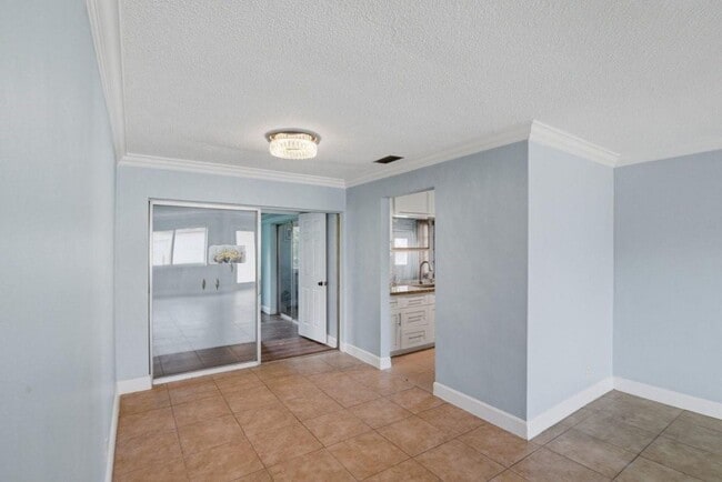 Photo - 3002 NW 48th St