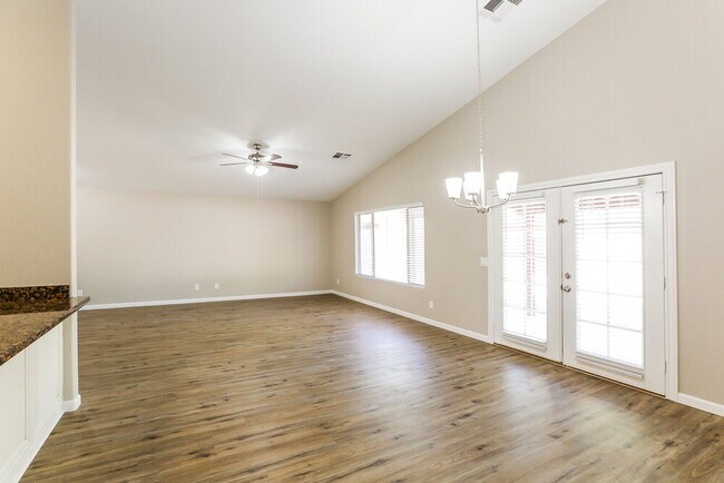 Photo - 2832 N 90th Ave