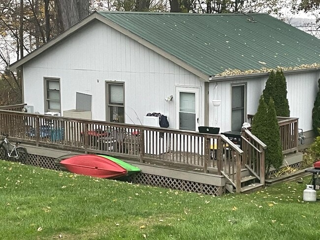 64 Suncrest Terrace