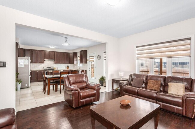 Photo - 49 Bucksaw St Unit SI ID1504463P