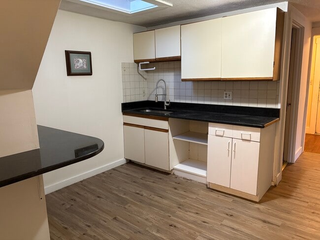 Photo - 389 Salem St Unidad 3