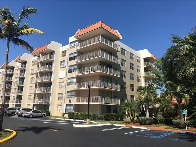 Photo - 13120 SW 92nd Ave Unidad B-319 Rental